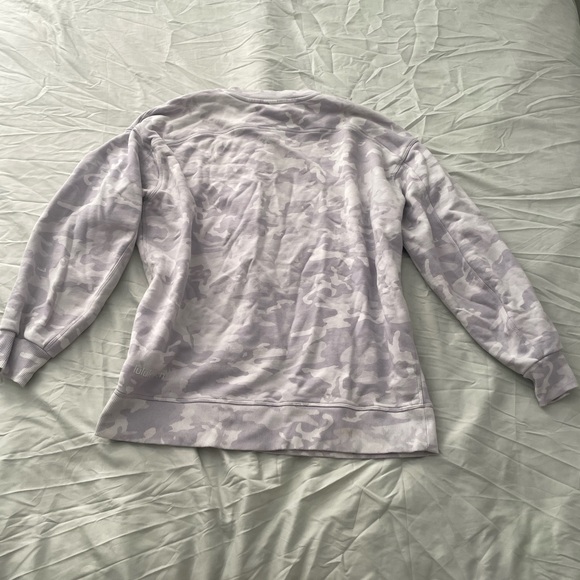 Lululemon White Camo Sweatshirt - Picture 4 of 4